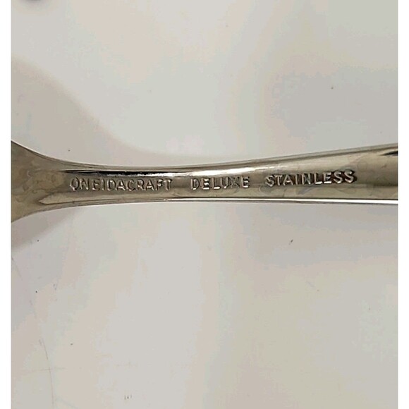 Lot Of 19 Oneidacraft Deluxe Stainless Steel Dinner Forks Lasting Rose Pattern - Picture 4 of 4